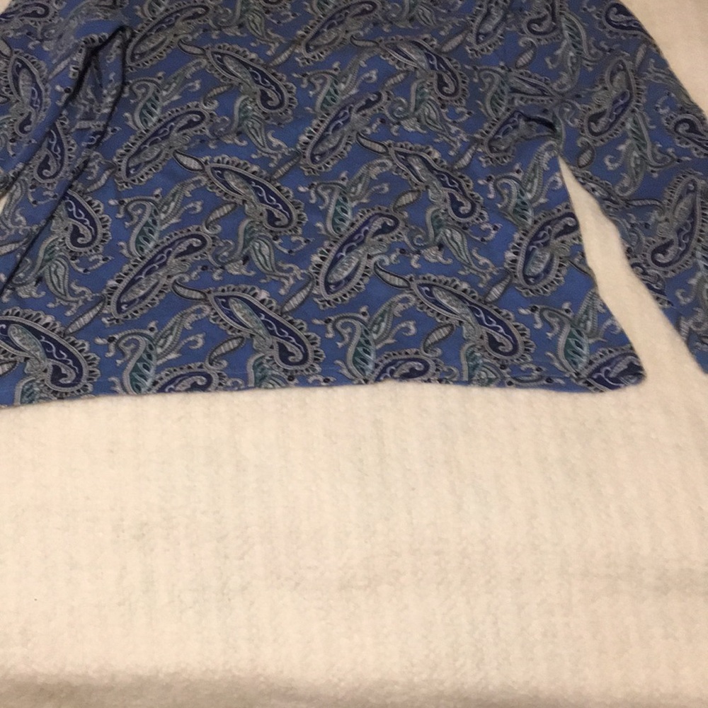 Long sleeve shirt